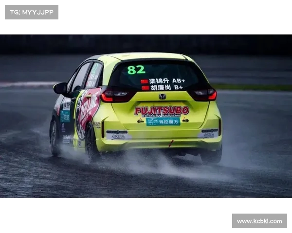 极速集结 _ 星火 Spark Racing 三箭齐发 2025 赛季 CTCC 征程蓄势待发 极速集结 _ 星火 Spark Racing 三箭齐发 2025 赛季 CTCC 征程蓄势待发